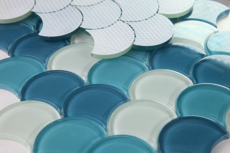 New | Scale | Blue & White | Walls, Shower Walls, Pools & Pool Liners